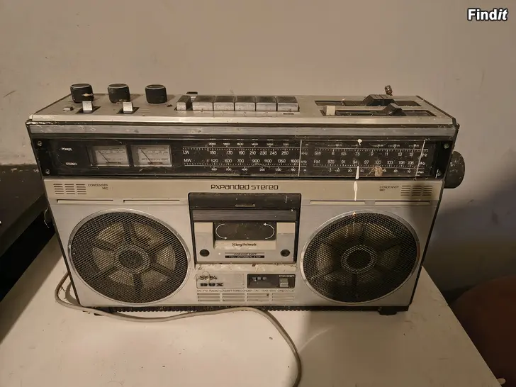 Myydään Retro dux radio