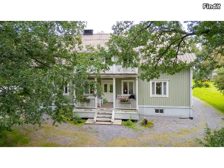 Säljes Ett hem som berör hjärtat  mitt i Vörå