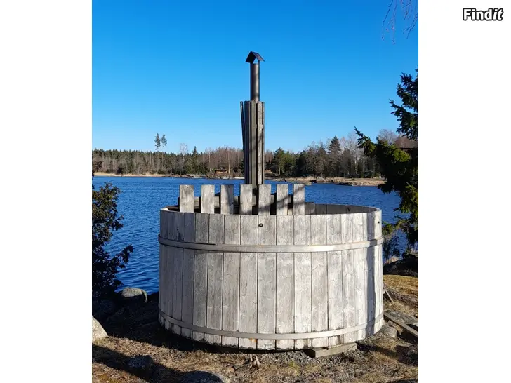 Säljes Badtunna säljes projekt 100 Euro