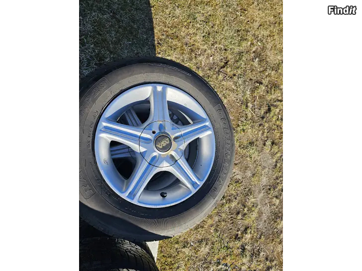 Myydään 185/70 R14 88T with alloy rims 14x6J, IS14