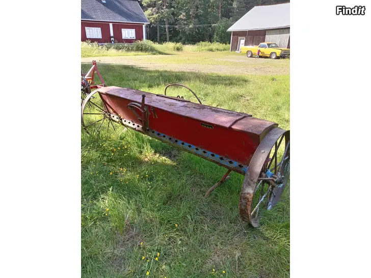 Säljes Gammal såmaskin