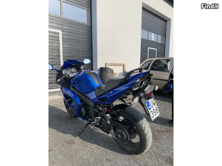 Säljes Triumph Sprint ST 1050cc - höstpris