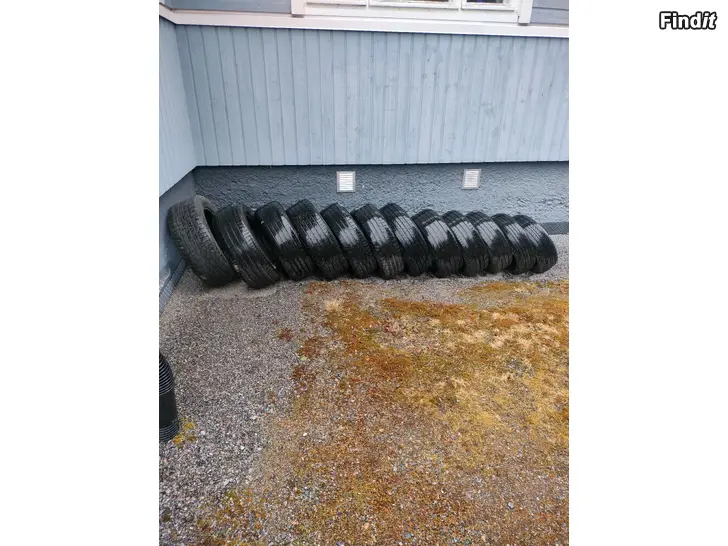 Myydään AUTO JA REMPPAMIEHET  HUOMIO