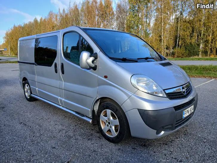 Myydään Opel Vivaro 2,5 CDTI juuri KATSASTETTU siisti ja hyväkuntoinen UUDELLA VAIHDELAATIKOLLA