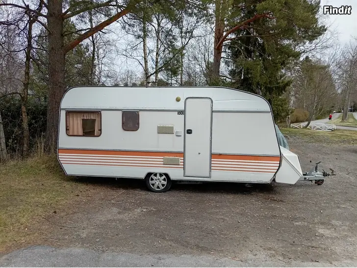 Myydään Smålandia 500