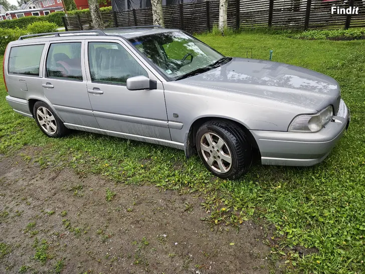 Säljes Volvo v70 2,5l 1998