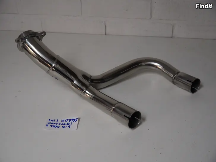 Myydään Ixil KIT7195 Kawasaki Z 1000 väliputki 2-1 exhaust
