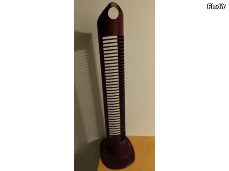 Myydään CD teline kangaskanssi virtaa uusin ilmein