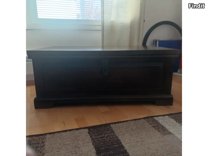 Säljes Arkkupöytä