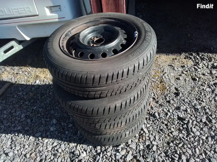 Säljes Toyota corolla sommarhjul