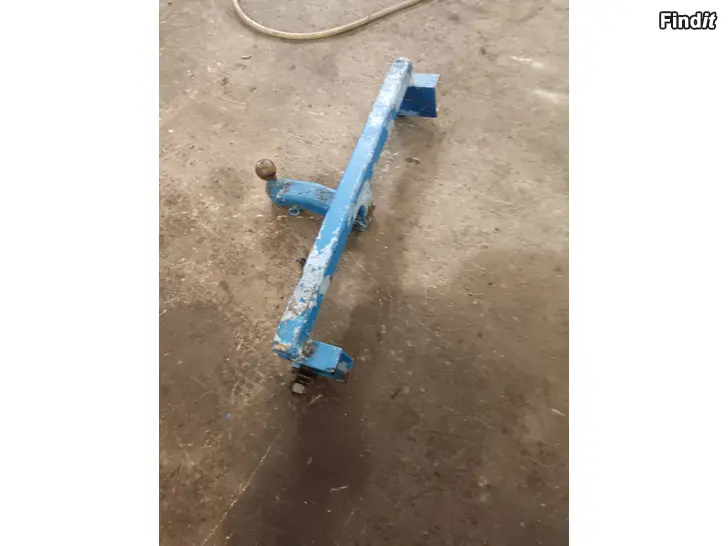 Säljes Traktor släpvagns dragkrok