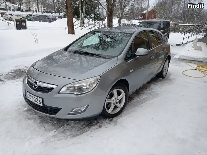 Myydään Opel Astra -10 säljes