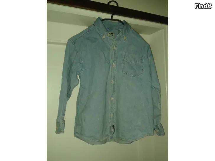 Myydään Poikien sininen Old Navy farkkupaita 146 /152