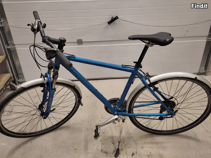 Säljes Trek 7300 SL hybridcykel