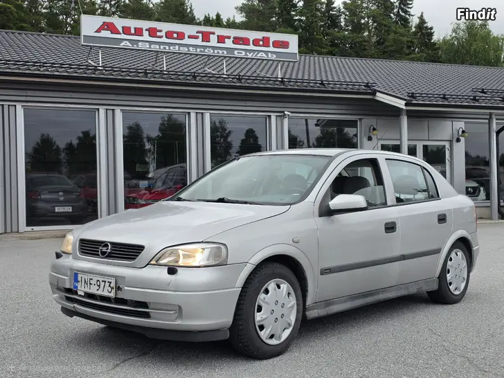 Säljes OPEL ASTRA 1.6i 5d 8V -02 Säljes OPEL ASTRA 1.6i 5d 8V -02