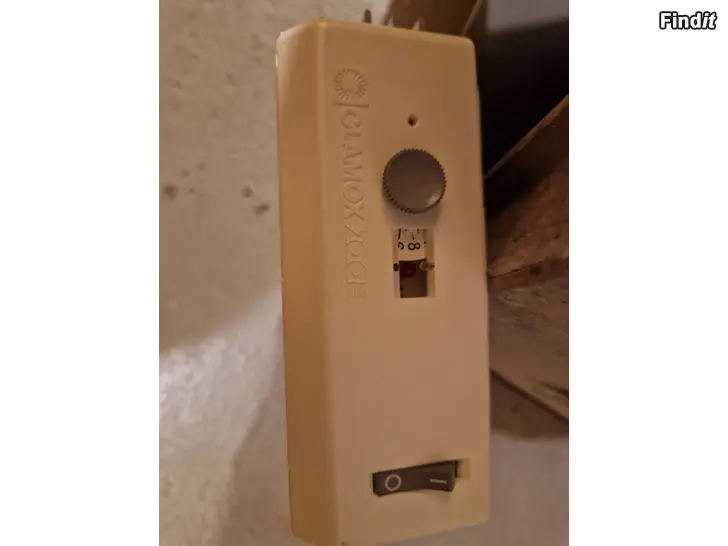 Myydään Glamox termostaatti 3 kpl