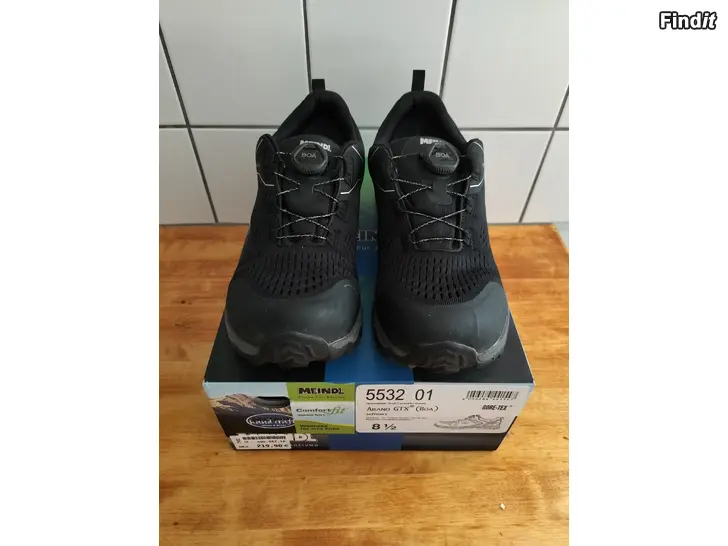 Säljes Meindl Gore-Tex skor 42,5 NYSKICK
