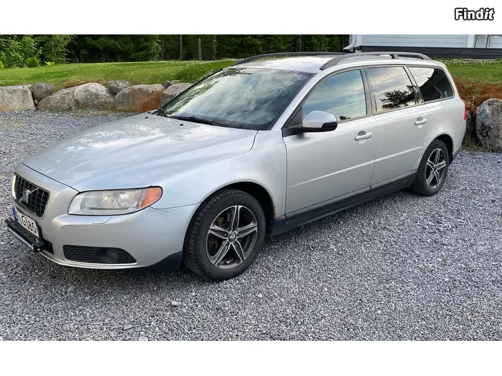 Myydään Volvo V70 2.4d 2008