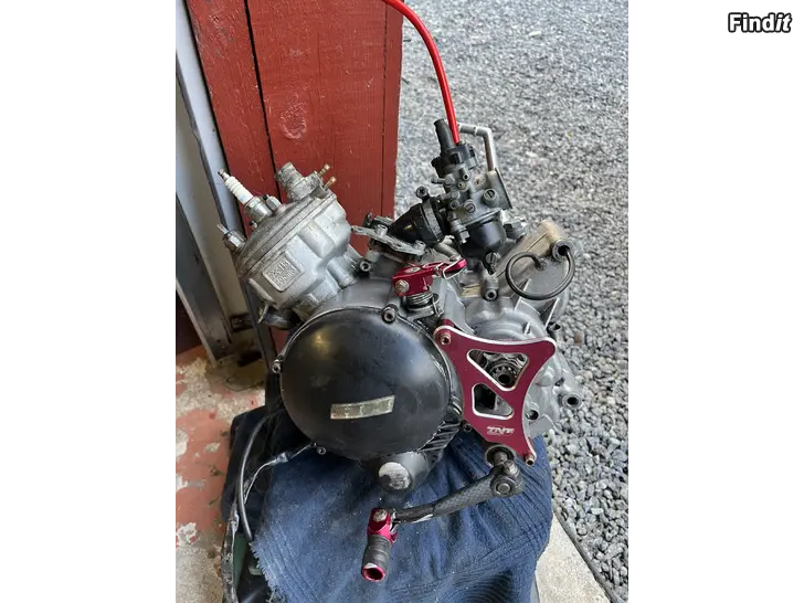 Myydään am6 motor