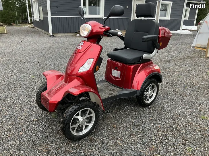 Säljes Senior skoter kontio motors