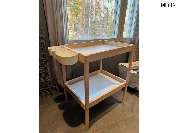 Säljes IKEA Sniglar skötbord