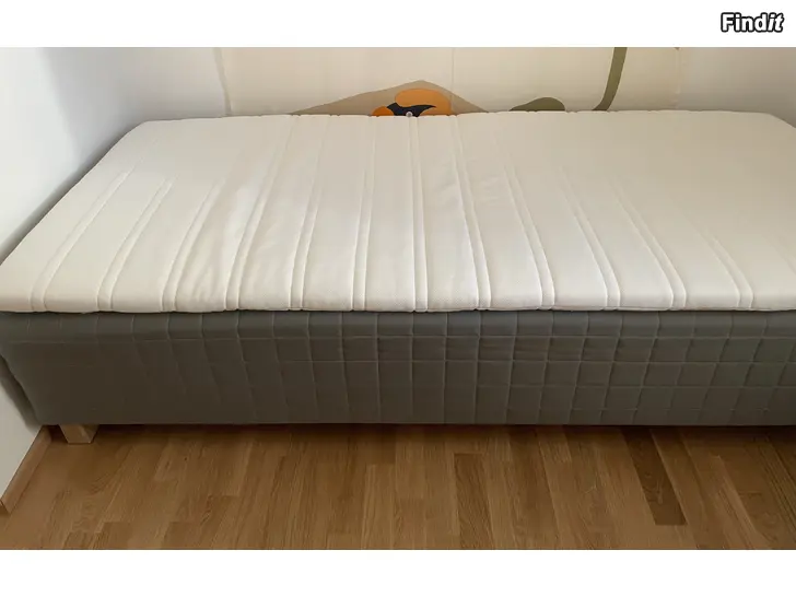 Myydään Säng 90x200 IKEA Skotterud