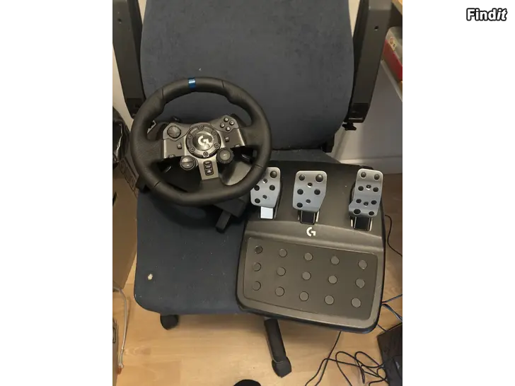 Myydään Logitech G923