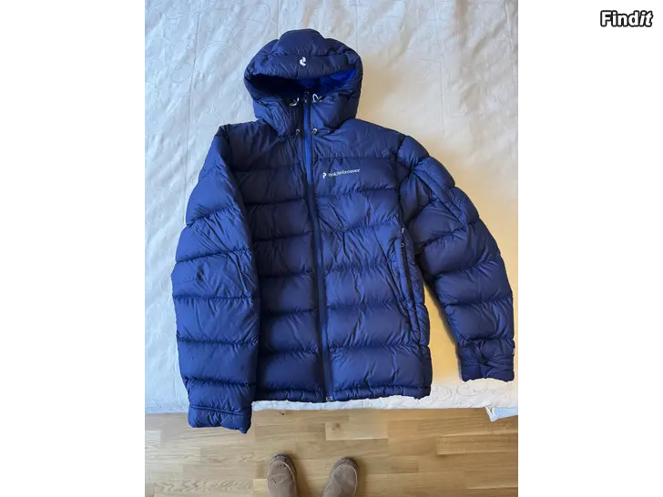 Säljes Peak Performance dunjacka - herr