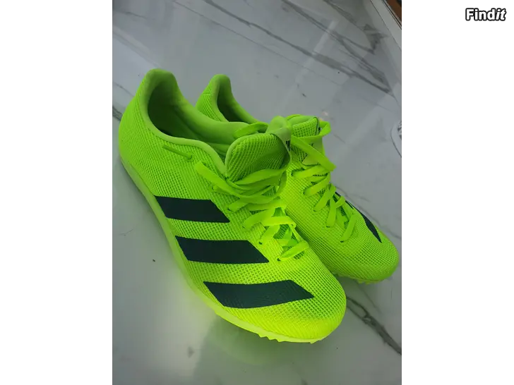 Säljes Säljes spikskor stl 38 som nya