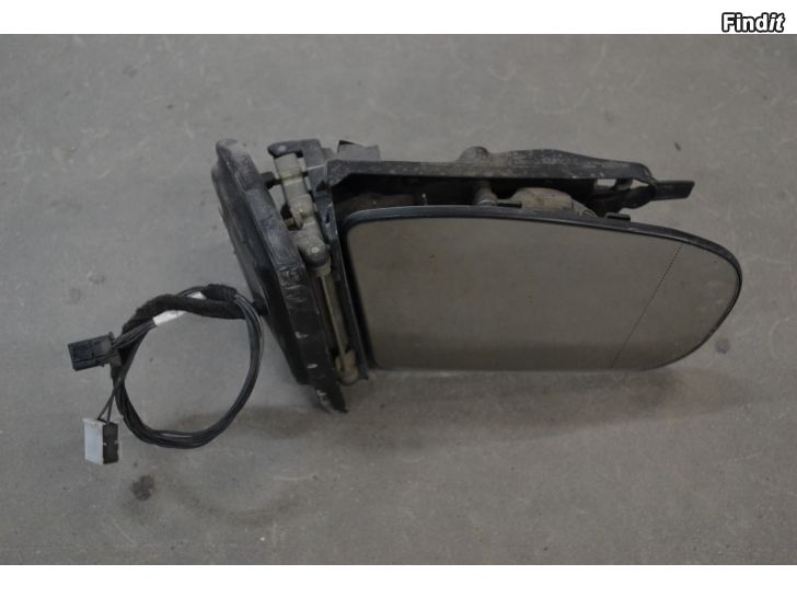 Säljes Mercedes-Benz E-sarja W211 S211 sivupeili oikea 02-09 Front Right Door Mirror 413135438