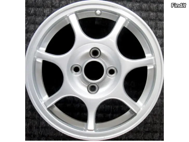 Myydään OSTETAAN Hondan vanteet