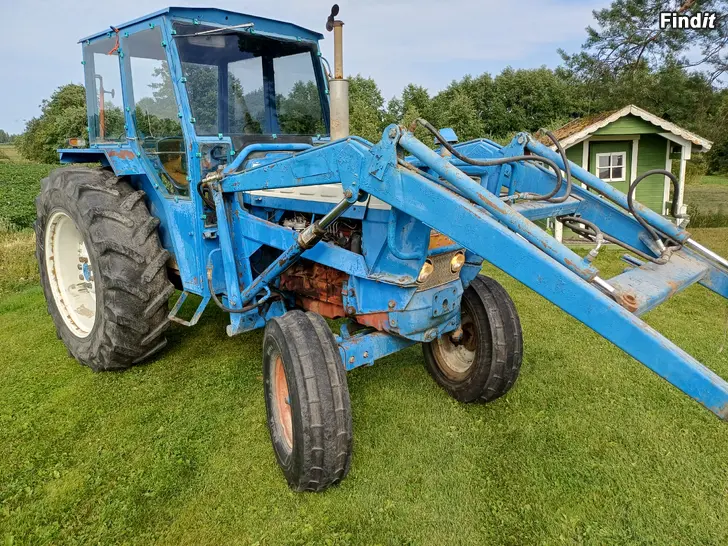 Myydään Ford 5000 traktori