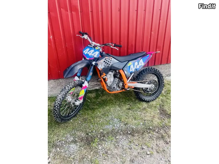 Säljes Ktm sx-f 450 facktory RENOVERAD