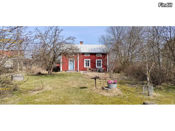 Myydään Mummonmökki järven rannalta