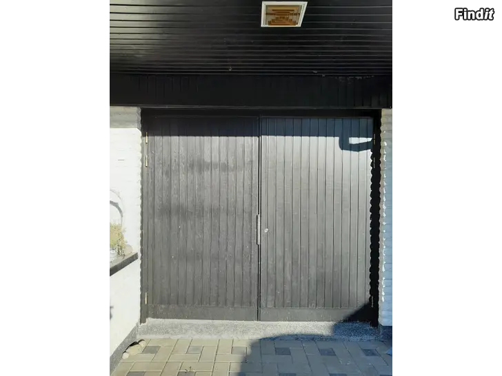 Säljes Garage dörrar