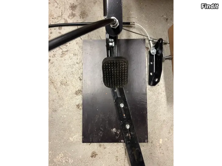 Säljes Bromspedal för övningskörning