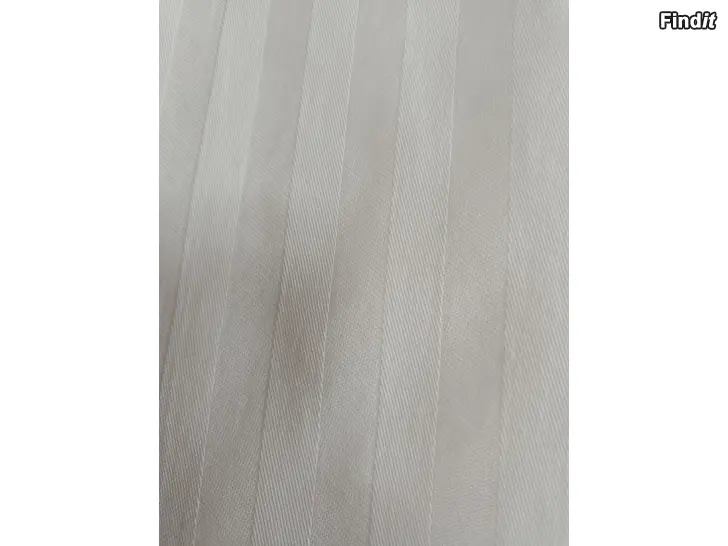Myydään Valkoinen pöytäliina
