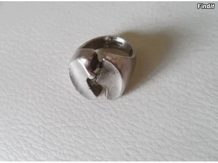 Säljes Lapponia Hopeasormus koko 16,5