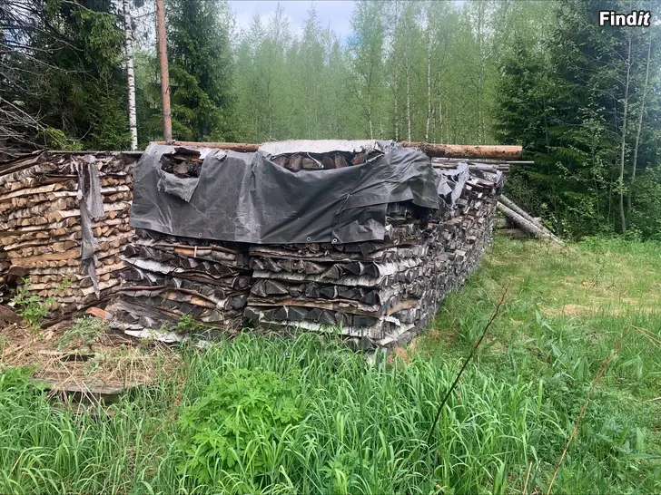 Säljes Kluven torr björkved