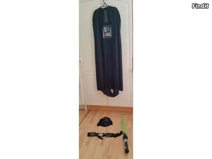 Myydään Star Wars naamiaisasu Dart Wader koko 116 -hinta 8e