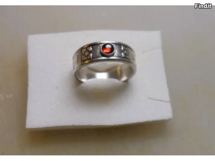 Myydään Kalevala Pyhä Birgitta sormus Hopea koko 19,5