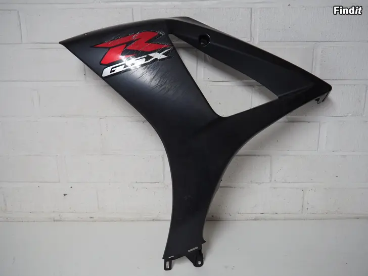 Myydään Suzuki GSXR 1000 07-08 K7-K8 osia