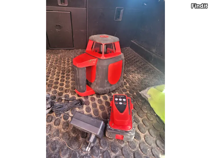 Myydään Futech Red Runner
