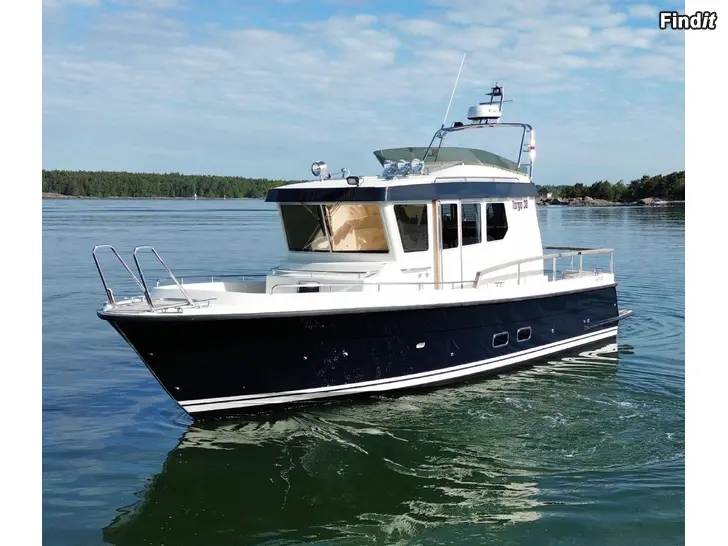 Myydään Välutrustad Targa 30.1 i mycket fint skick till salu