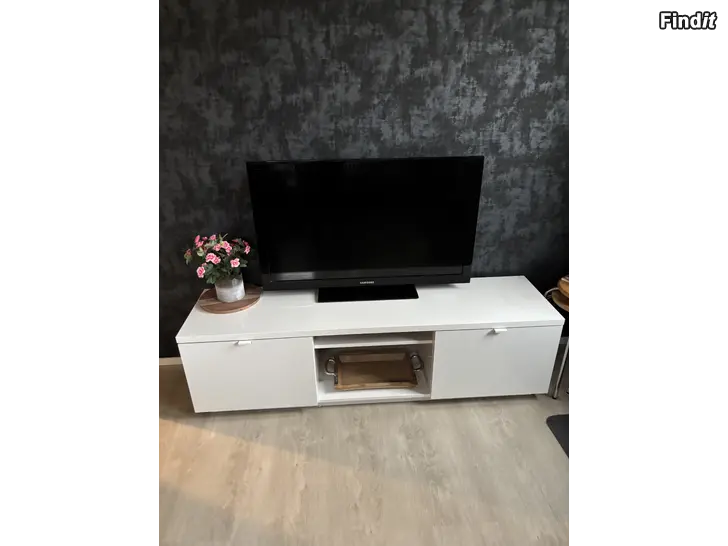 Myydään Tv bord