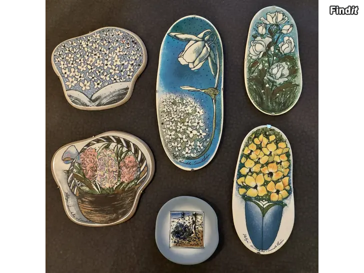 Myydään Arabia / Heljä Liukko-Sundströmin seinälaatat