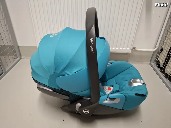 Myydään Uudenveroinen Cybex Cloud Z i size platinum turvakaukalo