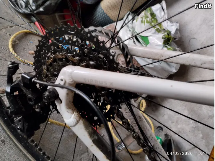 Säljes Hybridcykel/terrängcykel ny