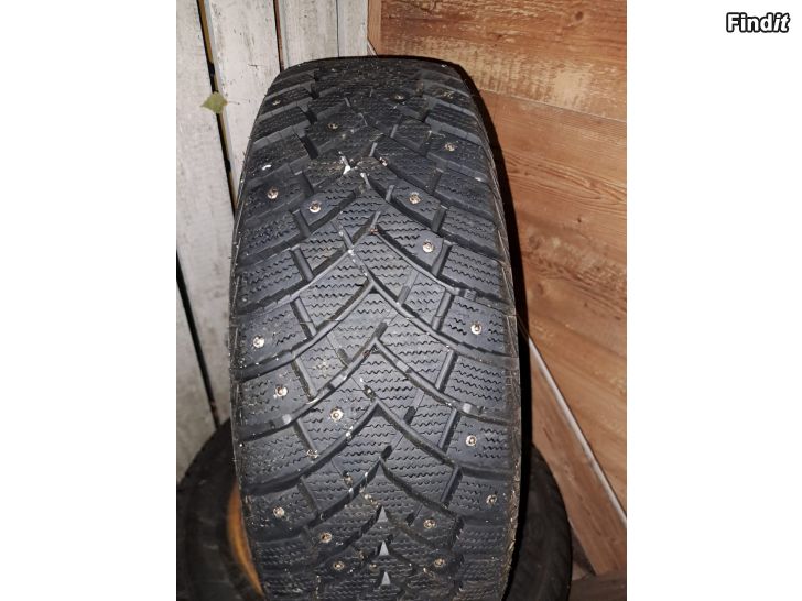 Säljes Vinterdäck Linglong 195/65R15