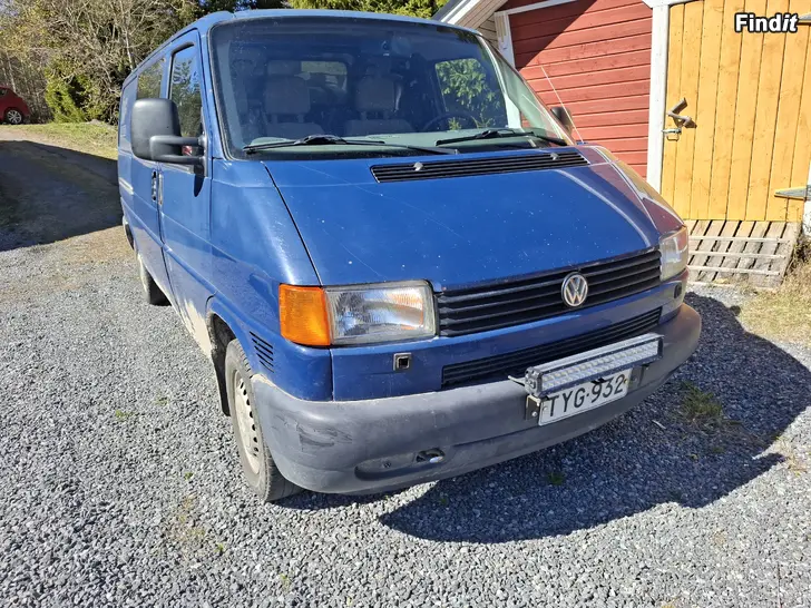 Myydään Volkswagen Transporter -00
